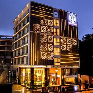 Aj Grand Hotel